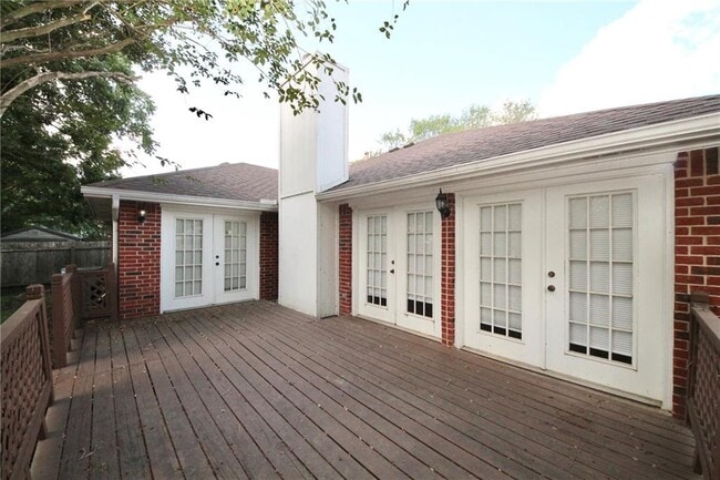 Building Photo - 8009 Cahill Dr