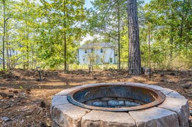 Building Photo - 6490 Calloway Rd