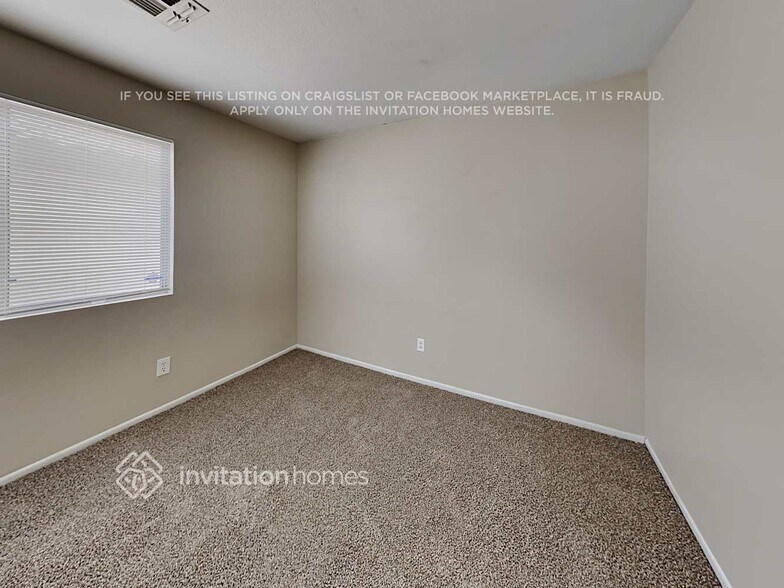Building Photo - 8315 W Clear Stream Dr