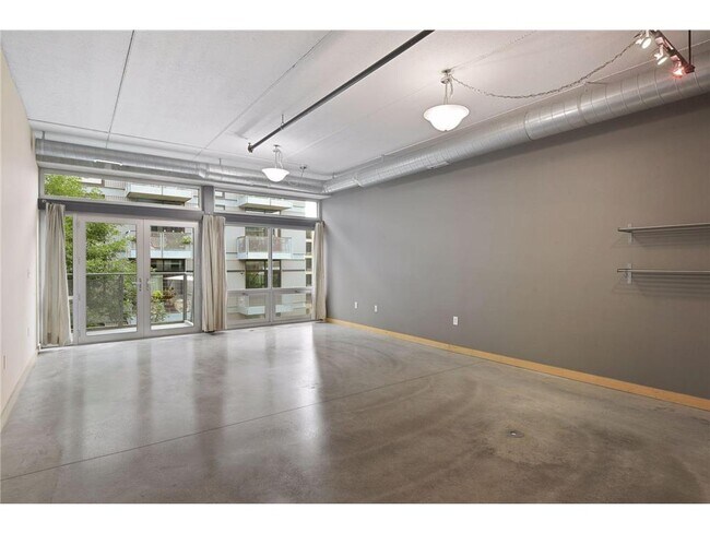 Building Photo - 710 N 4th St