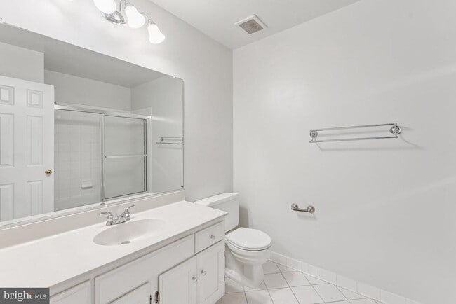 Building Photo - 3116 Valentino Ct
