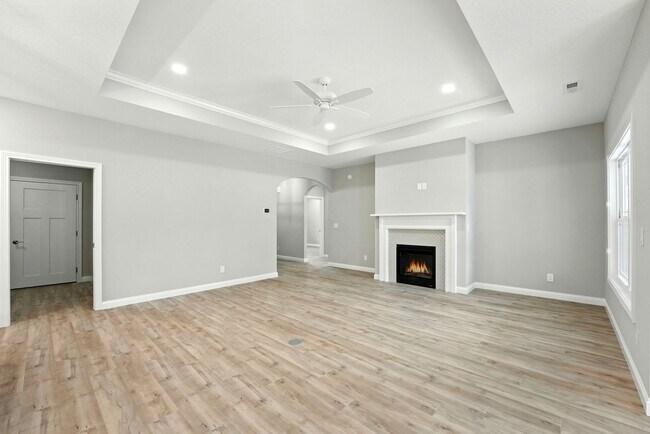 Building Photo - 80 Lane 520 Lake James