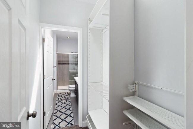 Building Photo - 2933 Fait Ave