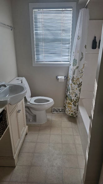 Building Photo - 4236 4th Ave N