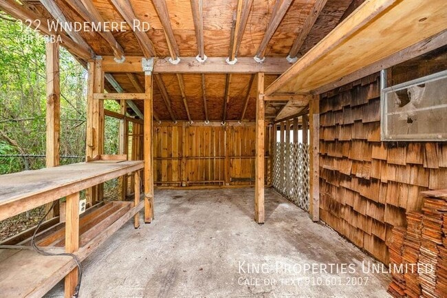 Building Photo - 322 Windemere Rd