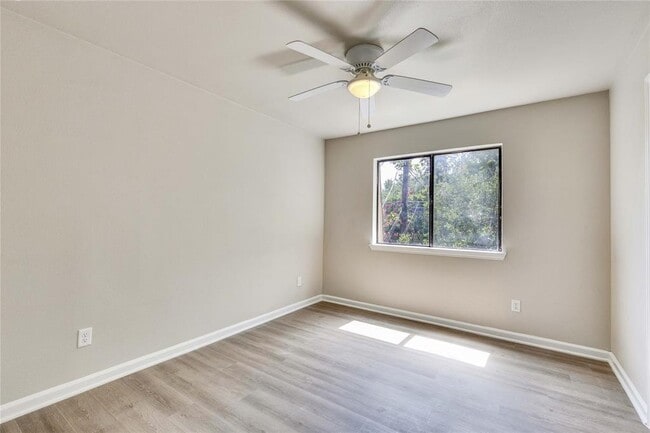 Building Photo - 8511 Fathom Cir