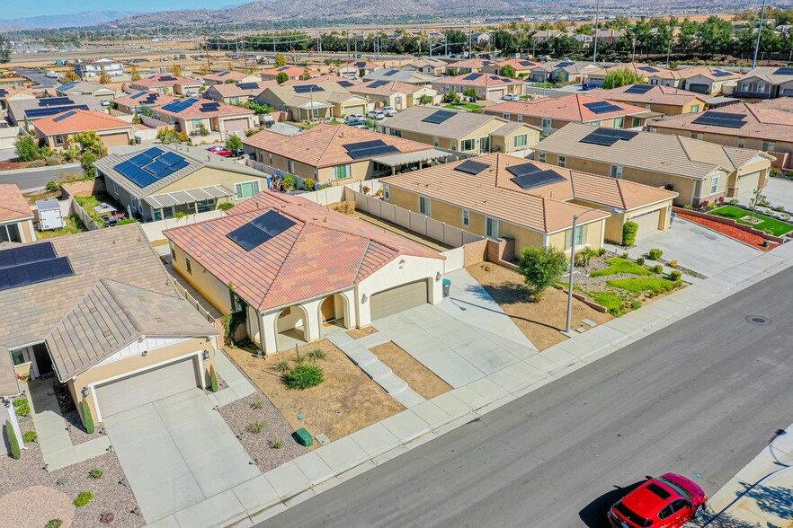 Building Photo - 28954 Copper River Rd