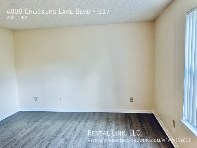 Building Photo - 4008 Crockers Lake Blvd