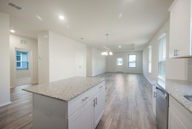 Building Photo - 181 Sugarberry Dr