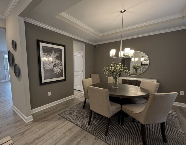 Building Photo - FURNISHED: Previous Model Home, For Rent 3 bedrooms/2.5 baths/2nd Floor Family Room w/kitchenette...