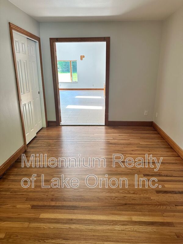 Building Photo - 24955 Westmoreland Dr