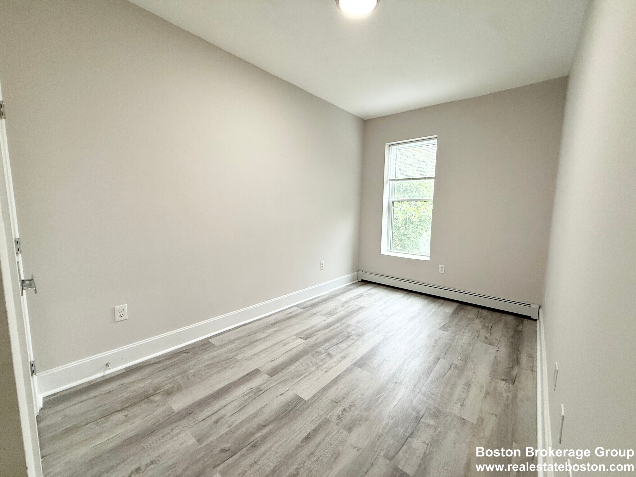 Building Photo - 15 Ruggles St