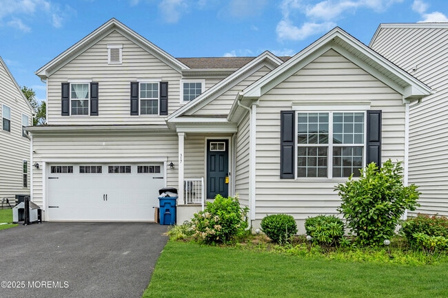 Building Photo - 317 Tulip Ct