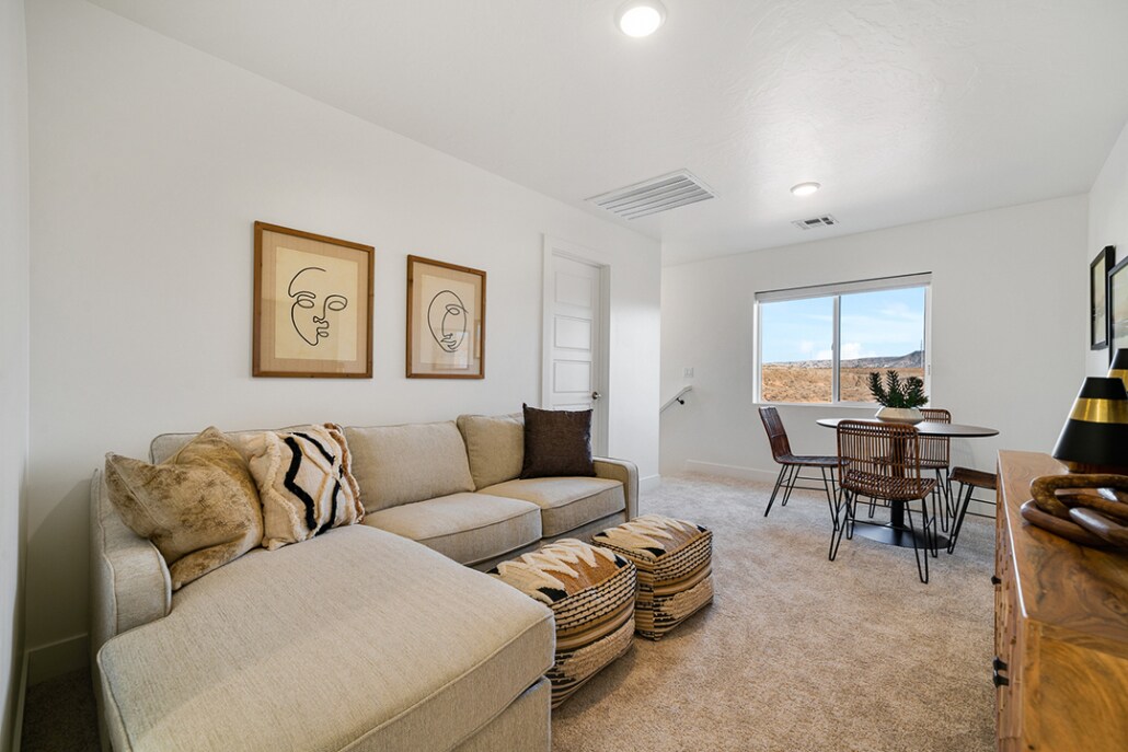 Building Photo - 6068 S White Trails Dr