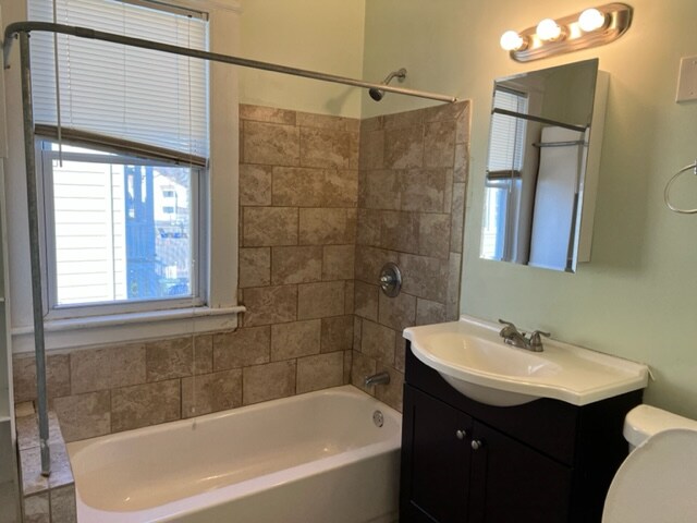 Building Photo - 26-28-28 King St