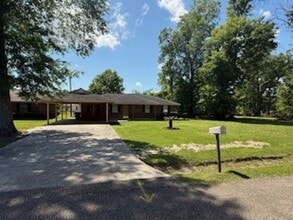 Building Photo - Vintage single story brick home