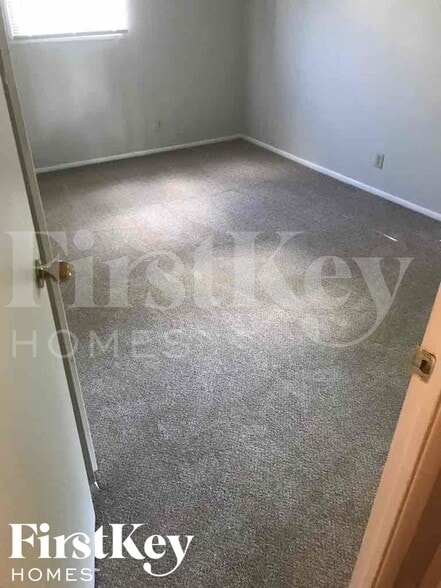 Building Photo - 9525 E 39th Pl