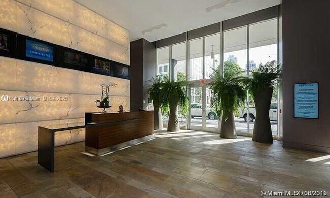Building Photo - 500 Brickell Ave