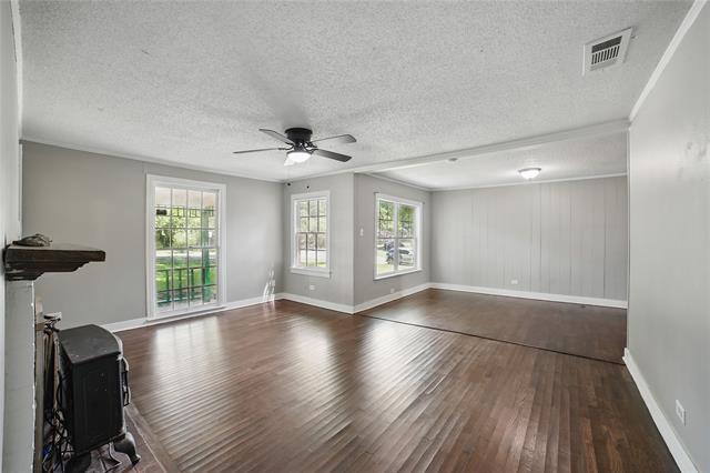 Building Photo - 208 Grace Ln