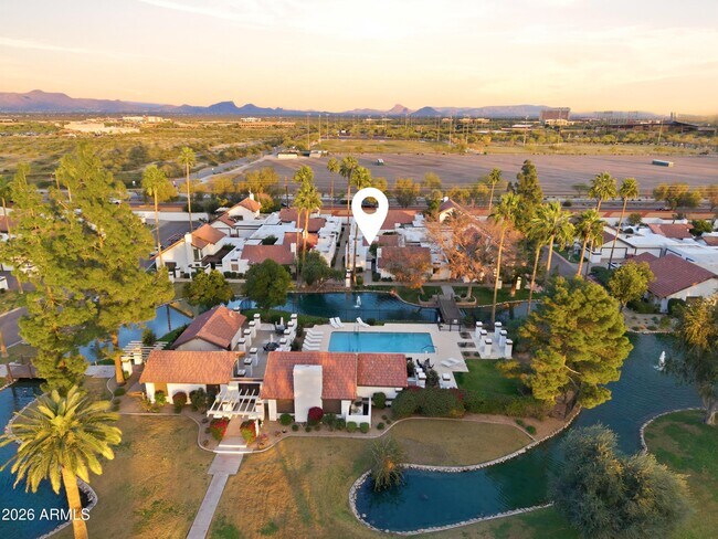 Building Photo - 8756 Via De Ln