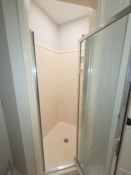 Building Photo - 321 Dulaine Cv