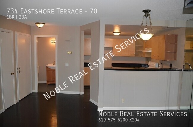 Building Photo - 734 Eastshore Terrace