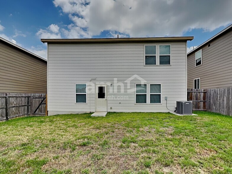Building Photo - 11834 Silver Arbor