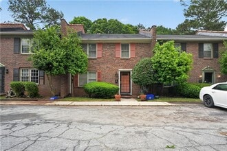 Building Photo - 105 Glen Acres Ct