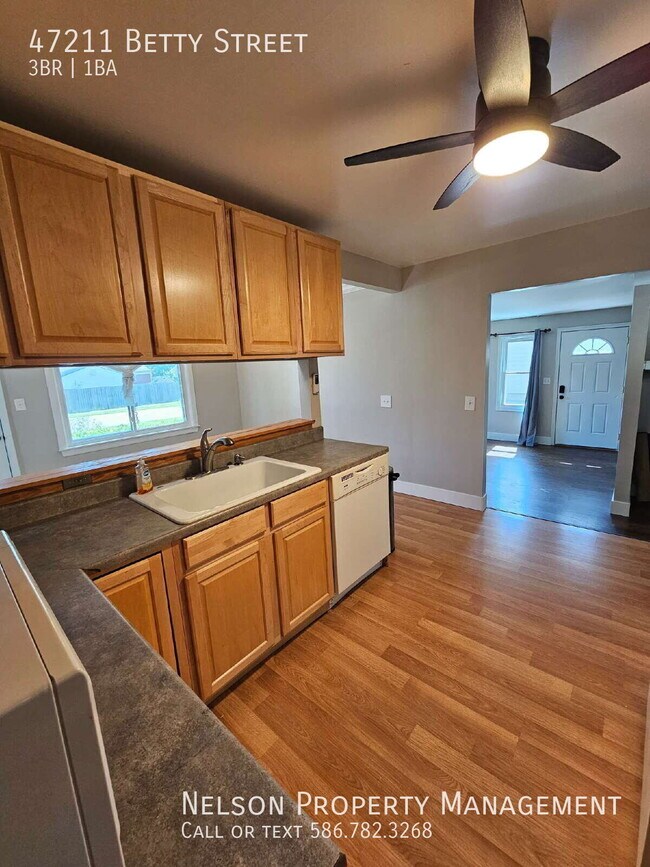 Building Photo - 47211 Betty St