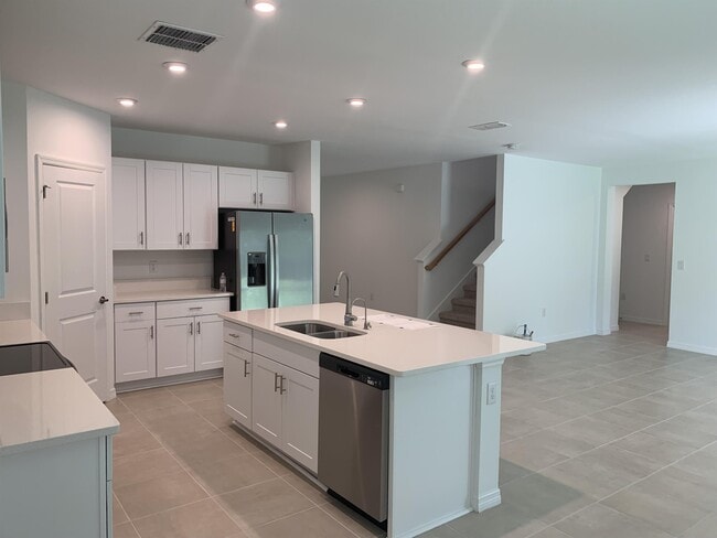 Building Photo - 4234 Southern Vis Lp