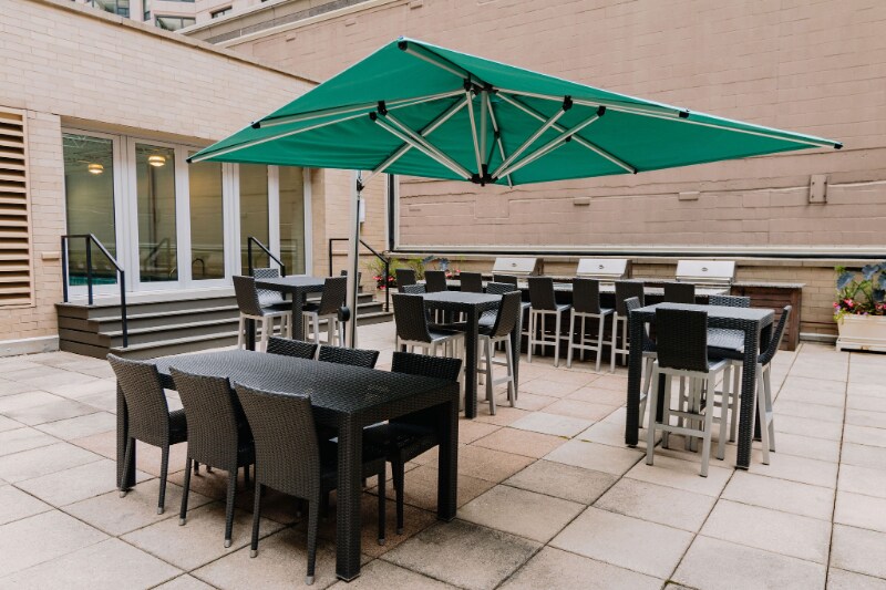 Building Photo - 442 E Ohio St