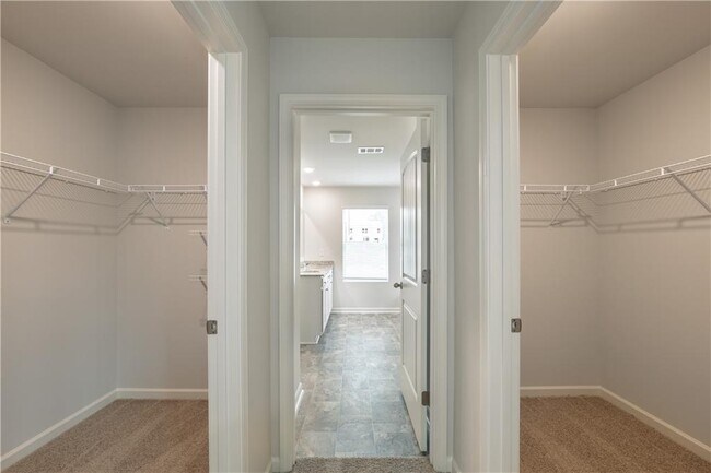 Building Photo - 74 Grv Spgs Ct