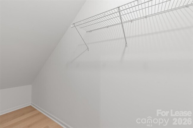 Building Photo - 204 Silver Fleet Dr