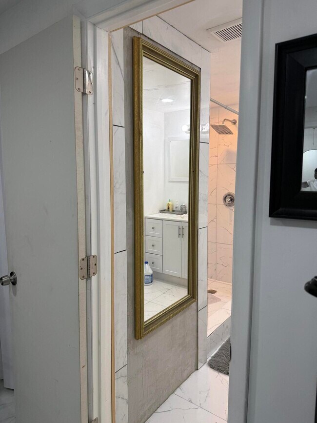 Building Photo - 3621 NW 3rd St