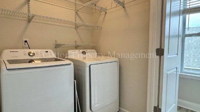 Building Photo - 1222 Dabney Pk Dr
