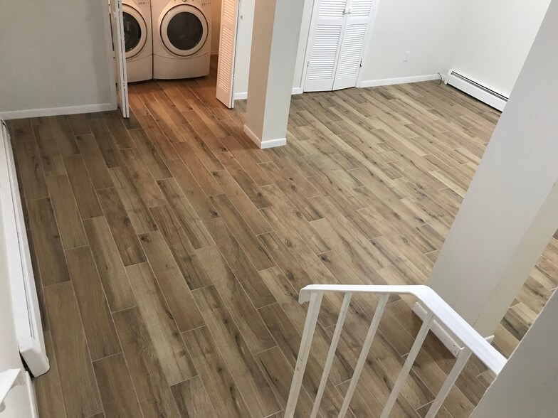 Washer/Dryer - 1843 Clintonville St