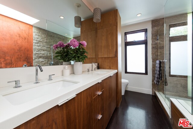 Building Photo - 1070 Amoroso Pl