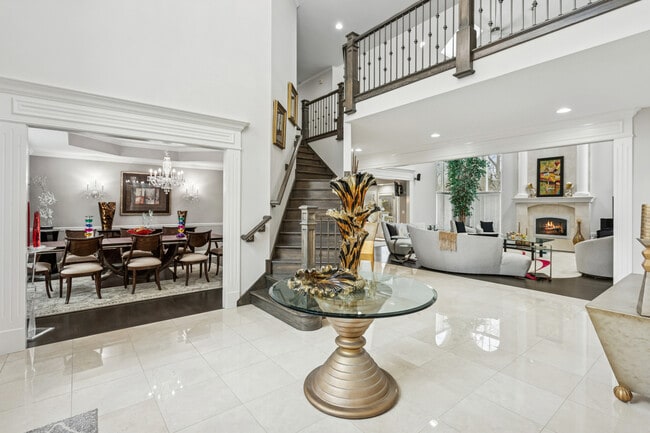 Building Photo - 9200 Falling Waters Dr W