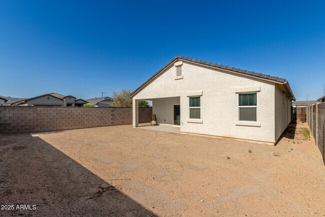 Building Photo - 2558 S 241st Ln
