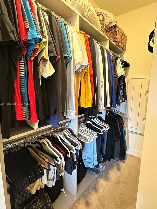 Building Photo - 7925 NW 104th Ave