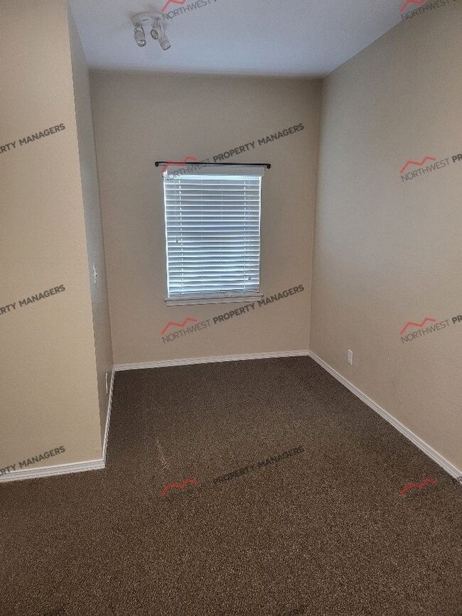 Building Photo - STATUS: *AVAILABLE* | R28 | $1895 + $100 FLAT RATE FOR W/S