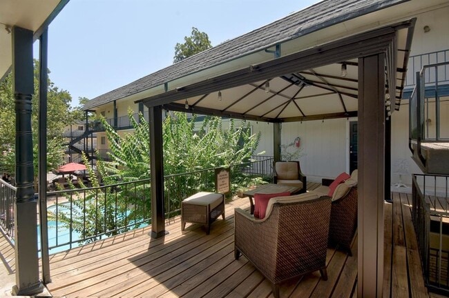 Building Photo - 1725 Toomey Rd