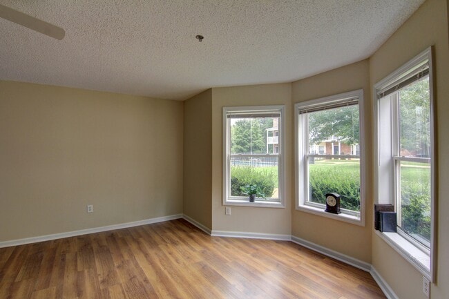 Building Photo - 1850 Cedar Shoals Dr