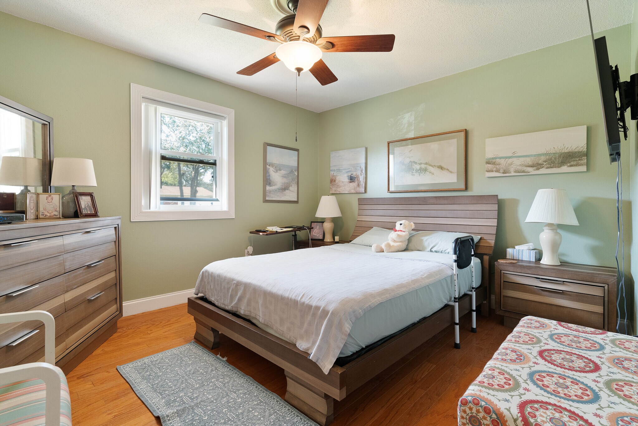 bedroom 2 - 666 Fairway Ave NE