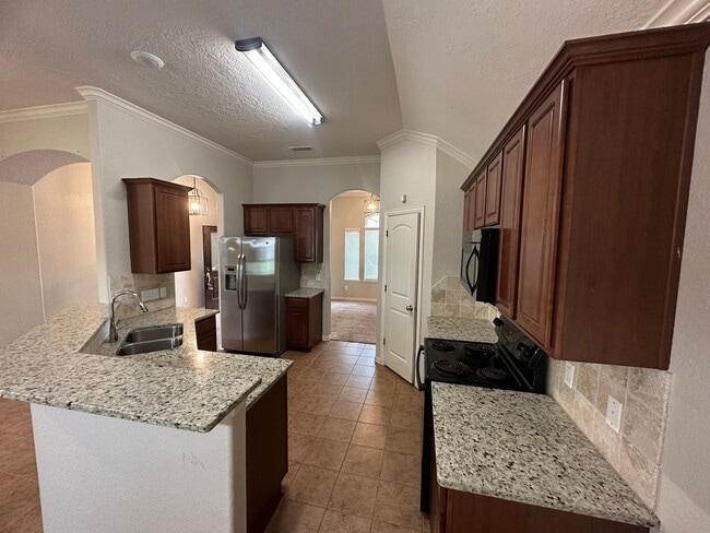Building Photo - 18712 Rosalea Way