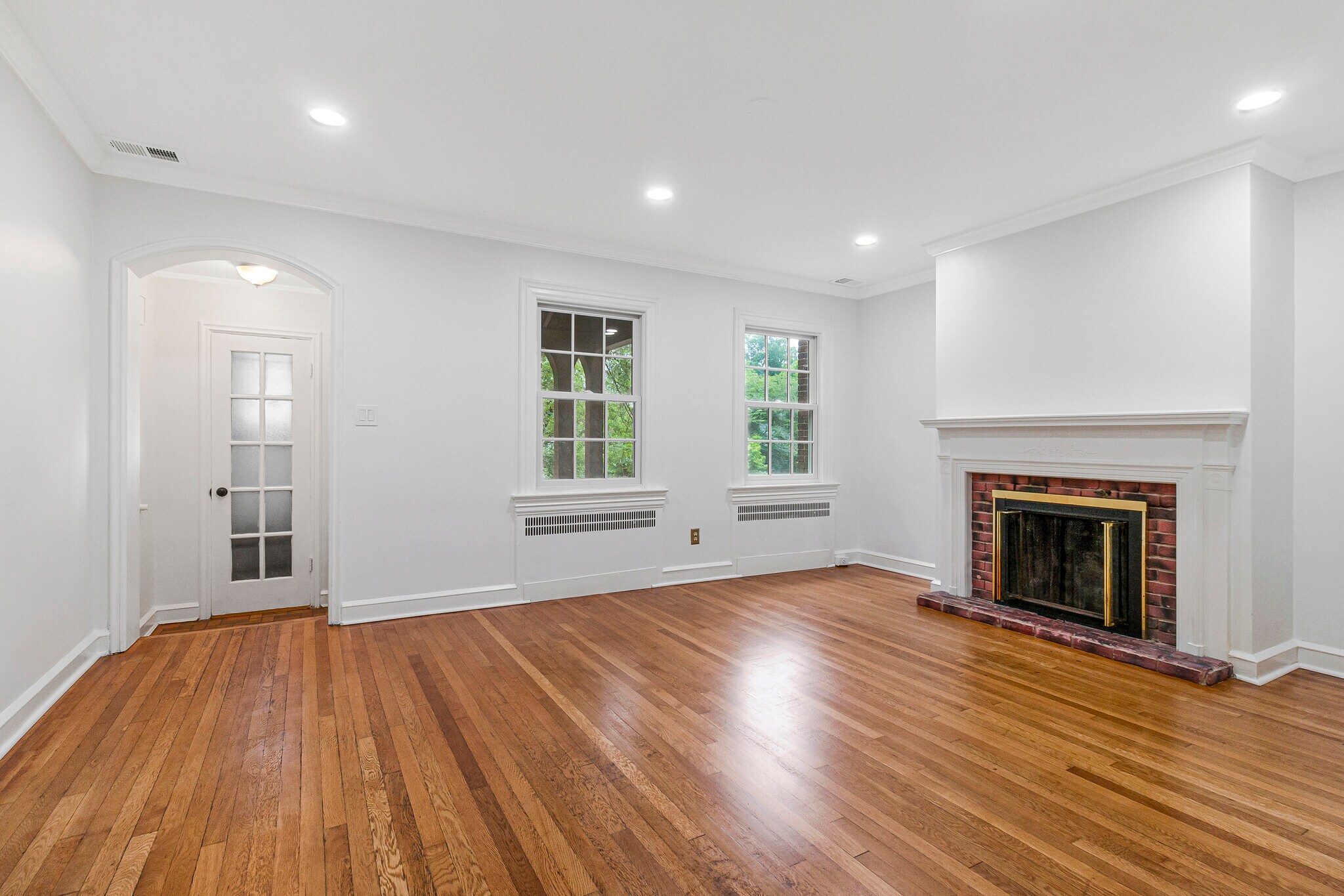 Building Photo - 4414 Volta Pl NW