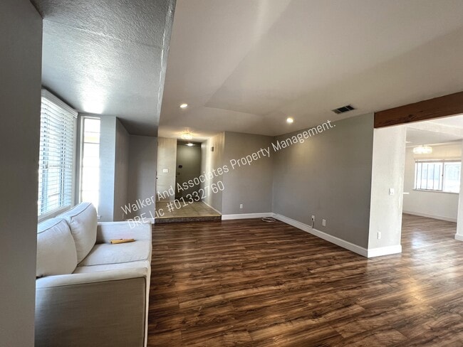 Building Photo - 445 Hartnell Rd