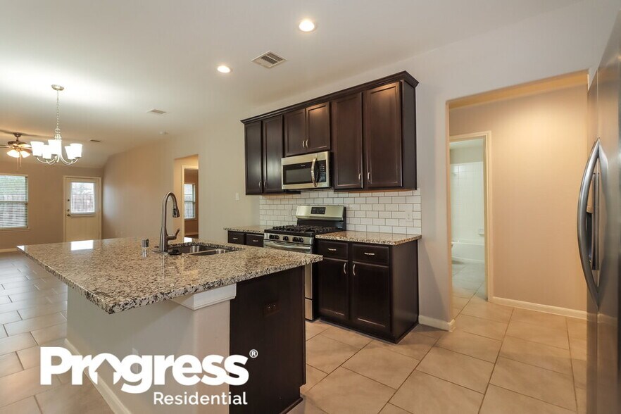 Building Photo - 1958 Bravos Manor Ln