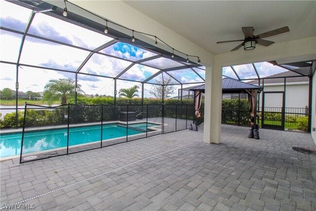 Building Photo - 2380 Fallglo St