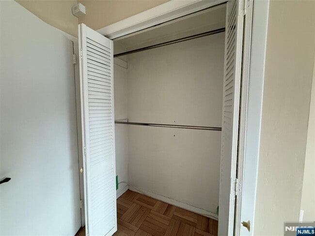 Building Photo - 1450 Palisade Ave